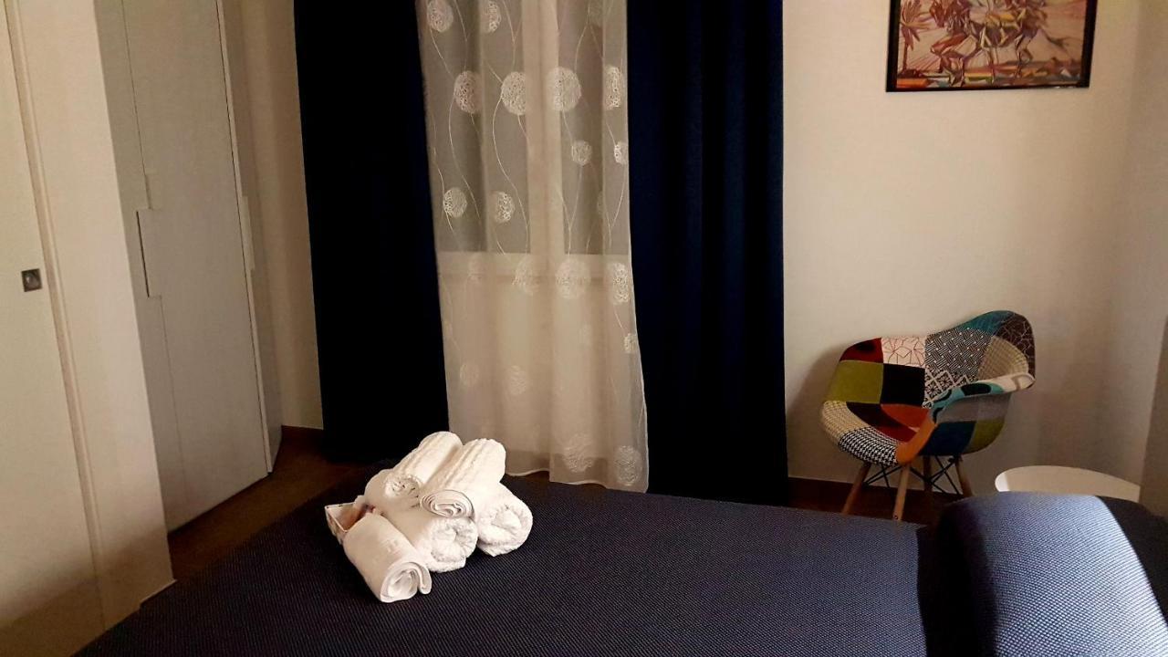 Monelia Acomodação com café da manhã Reggio di Calabria Exterior foto